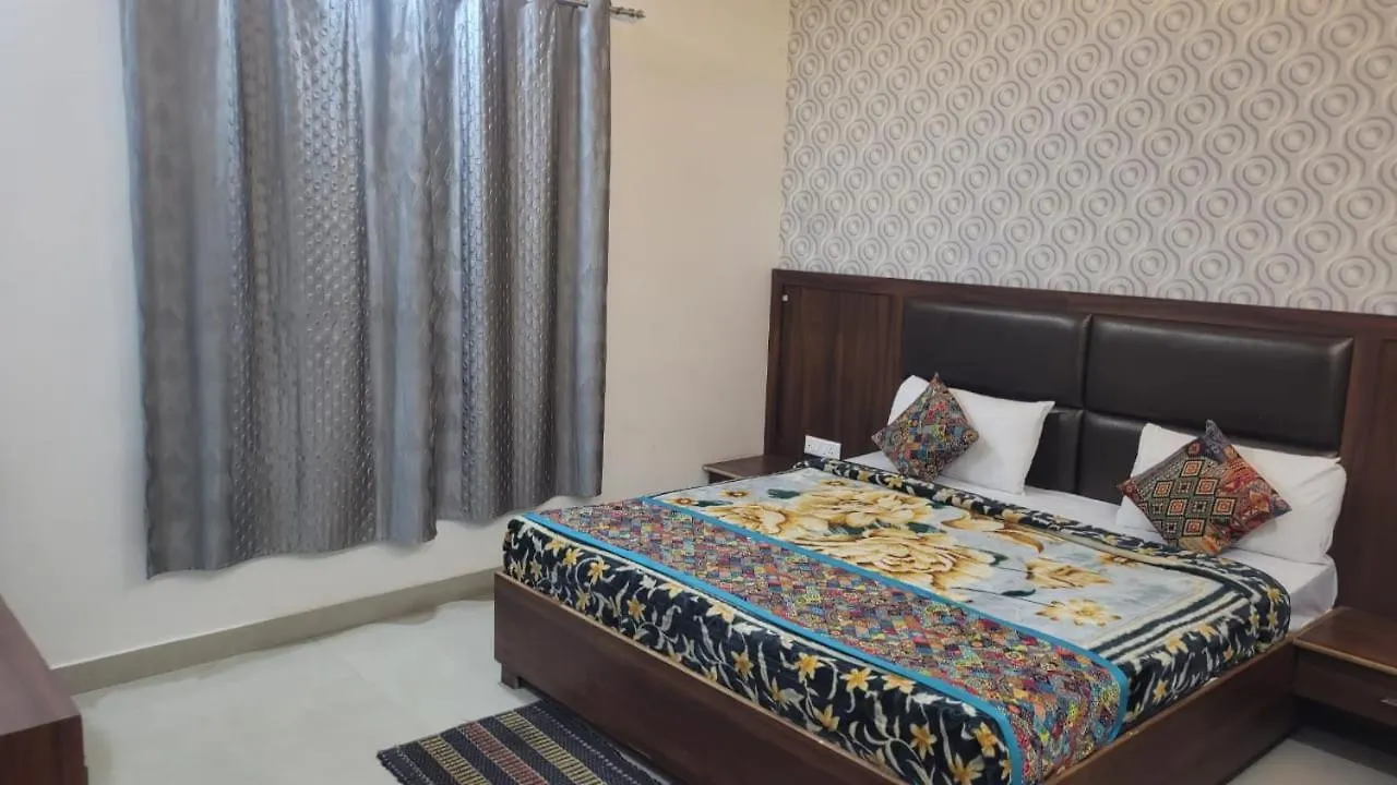 Hotel Akash Raj Inn Agra  Agra (Uttar Pradesh)