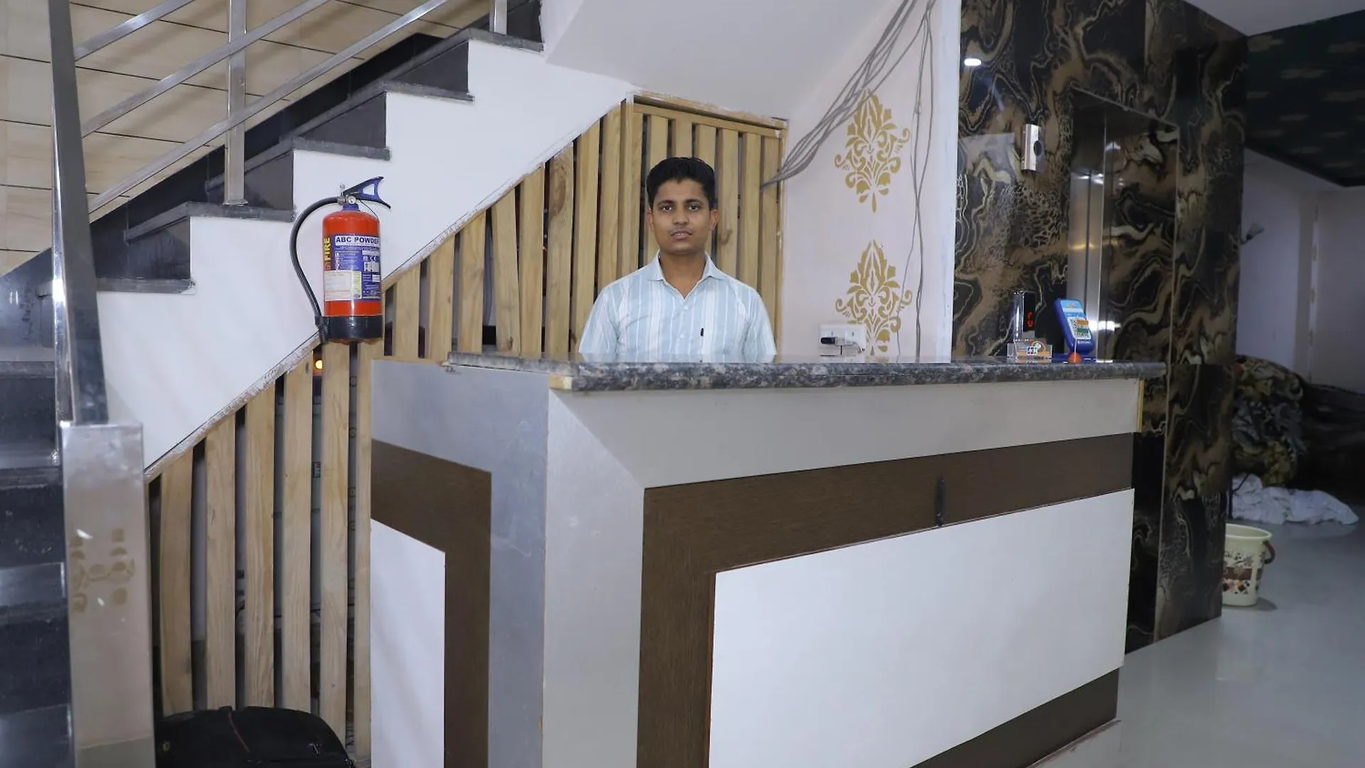 Hotel Akash Raj Inn Agra  India